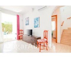 PRECIOSO ADOSADO SEMINUEVO EN RESIDENCIAL CON GARAJE, PISCINA Y 2 TERRAZAS