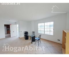 ¡CERCA DE LA PLAYA! GRAN CHALET CON TERRAZA, JARDÍN Y GARAJE