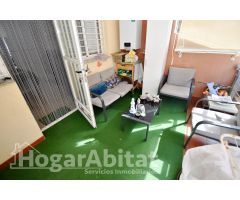 PRECIOSO ADOSADO CON 4 TERRAZAS, PISCINA Y GARAJE CERCA DE LA PLAYA