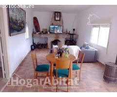 CHALET RUSTICO CON PARCELA, TERRAZA Y PARKING