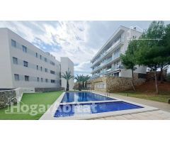PRECIOSO DÚPLEX EN RESIDENCIAL CON GARAJE Y TERRAZA, CERCA DEL MAR