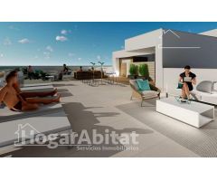 ¡ESPECTACULAR, A ESTRENAR! CON PISCINA, GARAJE Y TERRAZA CERCA DE LA PLAYA