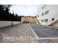 BONITO Y EXTERIOR EN RESIDENCIAL CON GARAJE, PISCINA Y TERRAZA, JUNTO A LA PLAYA