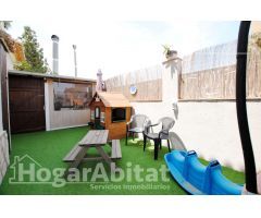 ¡VILLA ESPECTACULAR! AMPLIA CON PISCINA PRIVADA, GARAJE Y GRAN TERRAZA