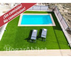 MARAVILLOSA VILLA DE LUJO A ESTRENAR CON PISCINA, GARAJE Y TERRAZA