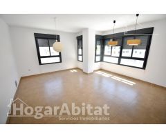 AMPLIO Y ESQUINERO CON LUZ A RAUDAL CON GARAJE Y TRASTERO, ZONA UNIVERSITARIA