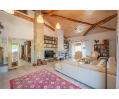 Chalet en Venta en Echarren de Guirguillano, Navarra