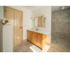 Chalet en Venta en Echarren de Guirguillano, Navarra