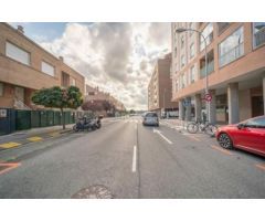 Local comercial en Venta en Salinas de Pamplona, Navarra