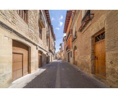 Casa de Pueblo en Venta en Puente la Reina/Gares, Navarra