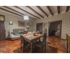 Casa de Pueblo en Venta en Puente la Reina/Gares, Navarra