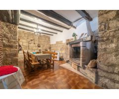 Casa de Pueblo en Venta en Puente la Reina/Gares, Navarra