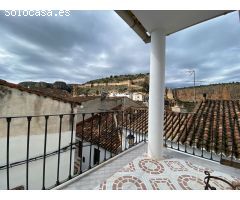 Chalet en Venta en Chulilla, Valencia