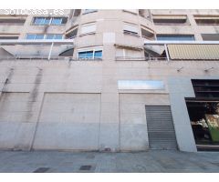 Local comercial en Alquiler en Valencia de las Torres, Valencia