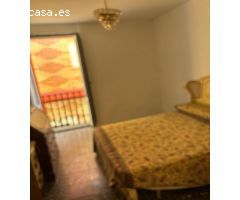 Casa de Pueblo en Venta en Gátova, Valencia