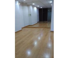 Local comercial en Alquiler en Valencia de las Torres, Valencia