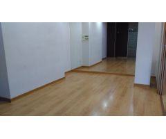 Local comercial en Alquiler en Valencia de las Torres, Valencia