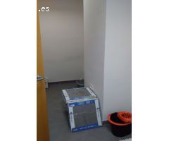 Local comercial en Alquiler en Valencia de las Torres, Valencia
