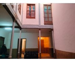 Casa de Pueblo en Venta en La Calzada de Calatrava, Ciudad Real
