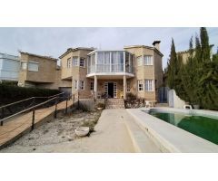 Chalet en Venta en Benidorm, Alicante