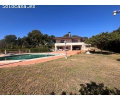 Chalet en Venta en la Nucia, Alicante
