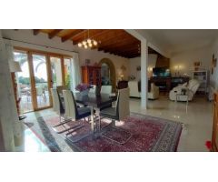 Chalet en Venta en la Nucia, Alicante