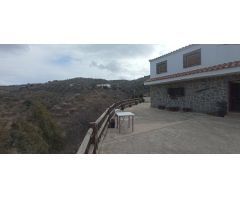 Fantática casa en plena Sierra de Málaga con vistas inmejorables y todas las comodidades