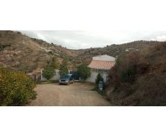 Fantática casa en plena Sierra de Málaga con vistas inmejorables y todas las comodidades