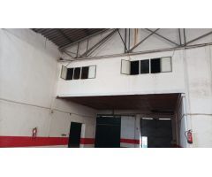 Gran local comercial a la venta