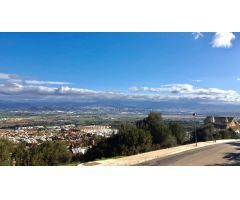 Parcela urbana con impresionantes vistas !!