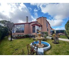 EXTRAORDINARIO CHALET INDEPENDIENTE EN URBANIZACION ZULEMA