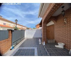 CHALET PAREADO EN VILLANUEVA DE LA TORRE