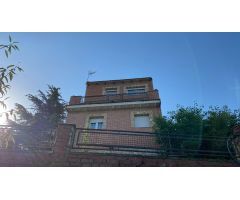 VENTA CHALET. Urbanización EL CLAVIN. Guadalajara
