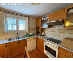 Chalet Independiente con Piscina en gran Parcela