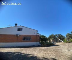CHALET CON PISCINA