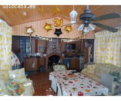 VENTA DE  PARCELA CON PISCINA Y CASA