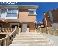 VENTA DE CHALET PAREADO CON PISCINA EN VILLALBILLA