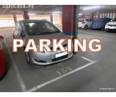 Parking para coche mediano