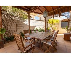 EXCLUSIVO CHALET EN ZONA CLUB DE CAMPO (ELDA)