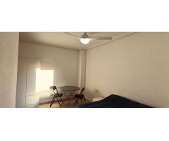 ¡Habitación Premium en Orihuela!