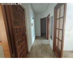 Piso en Alquiler en Línea de la Concepción, La, Cádiz