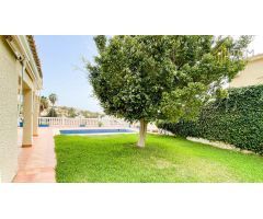 Chalet en Venta en Málaga del Fresno, Málaga