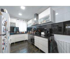 Casa de Pueblo en Venta en Valencia de las Torres, Valencia