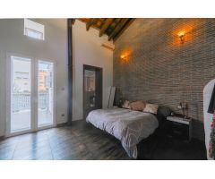 Casa de Pueblo en Venta en Valencia de las Torres, Valencia