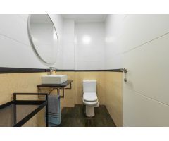 Casa de Pueblo en Venta en Valencia de las Torres, Valencia
