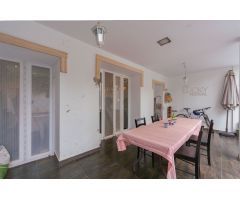 Casa de Pueblo en Venta en Valencia de las Torres, Valencia