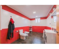 Casa de Pueblo en Venta en Valencia de las Torres, Valencia