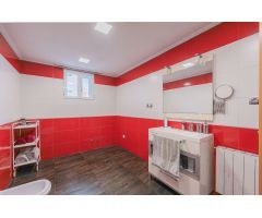Casa de Pueblo en Venta en Valencia de las Torres, Valencia