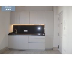 ESTUDIO REFORMADO SINGULAR EN EDIFICIO RECIÉN REHABILITADO EN ALQUILER