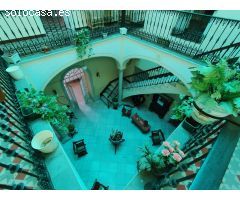 CASA PALACIO EN FUENTE DE CANTOS